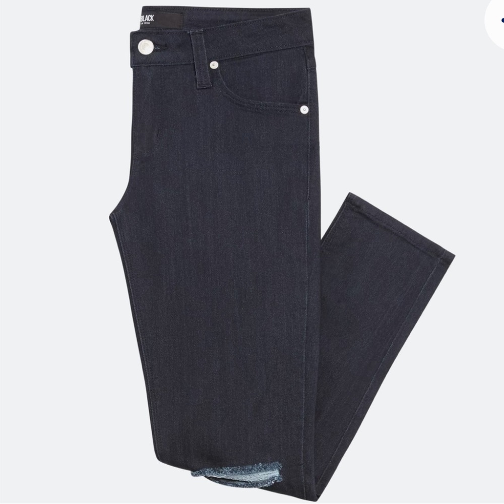 Just Black Cadence Distressed
Skinny Jeans Size 28 Petite